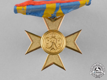 prussia,_state._a_war_merit_cross,_gold_grade,_mounted_c18-023562