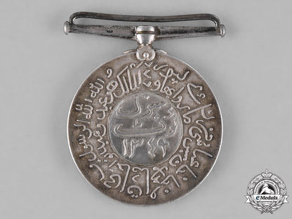 india,_bahawalpur._a1930_coronation_medal,_english_made_c18-023636