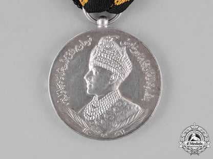 india,_bahawalpur._a_golden_jubilee_medal1907-1956,3_rd_class_c18-023647