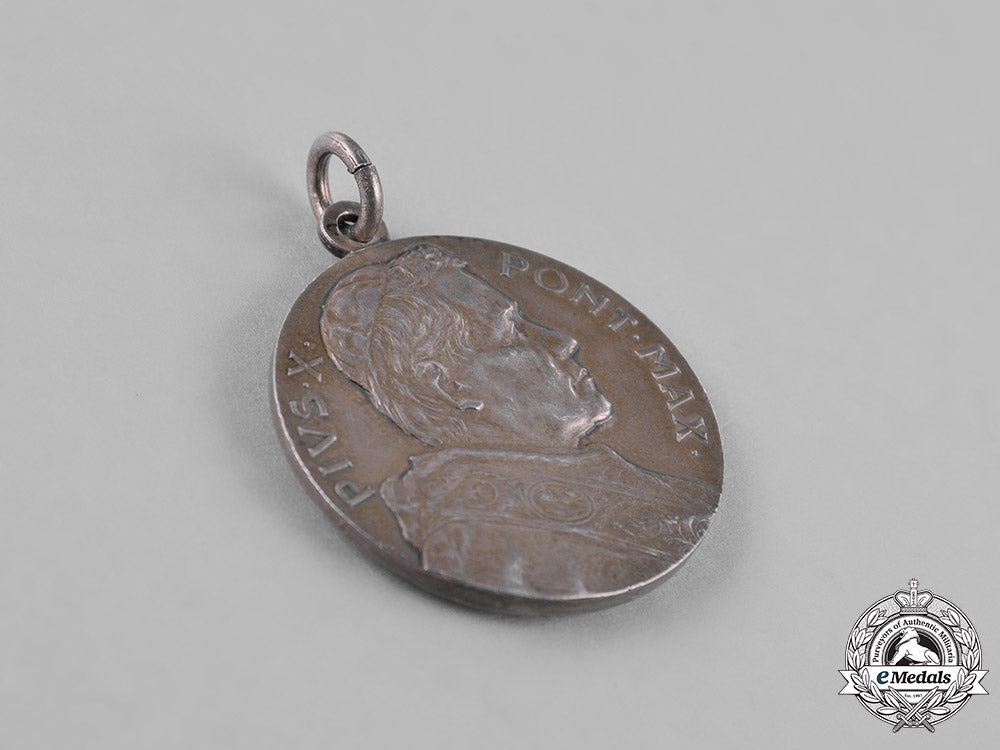 vatican._a_pope_pius_x_commemorative_medal,_c.1903-1914_c18-023769