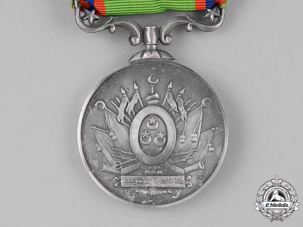 india,_bahawalpur._a_military_general_service_medal,_fullsize_and_miniature,_c.1940_c18-023777
