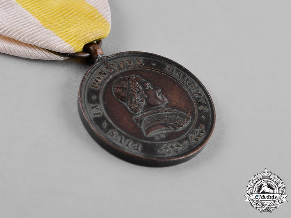 vatican._a_medal_for_roman_firefighters_c18-023810