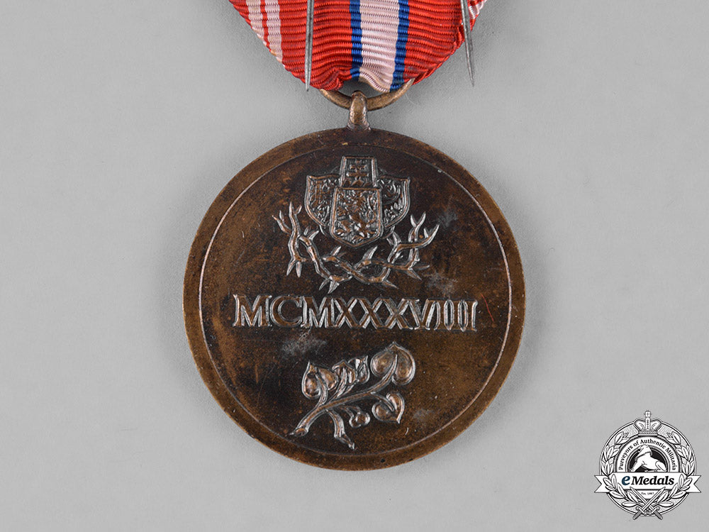 czechoslovakia._a_decoration_for_the_czechoslovak_volunters_of1918-1919_c18-023845