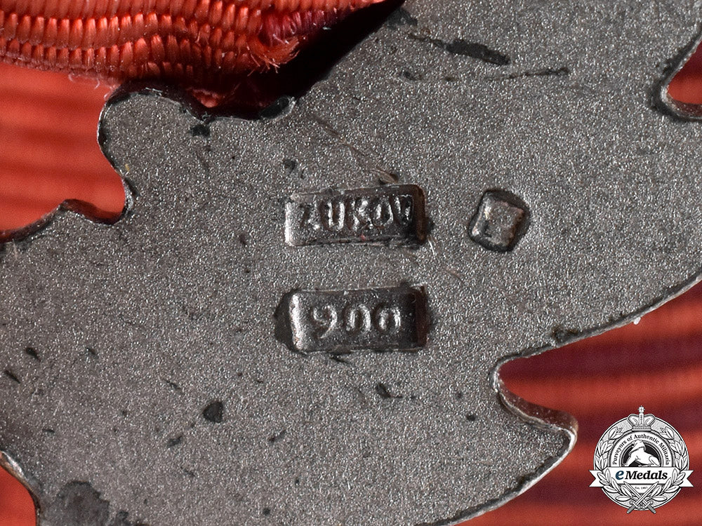 czechoslovakia,_socialist_republic._two_medals&_awards_c18-023986