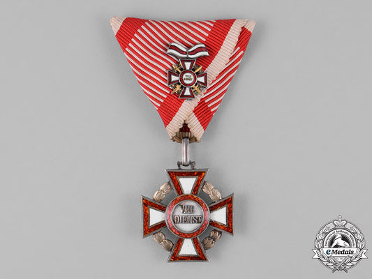 austria,_empire._a_military_merit_cross,3_rd_class_with_small_decoration_c18-024000