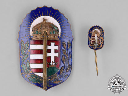 hungary,_kingdom._an_order_of_vitez_badge_with_miniature_c18-024013