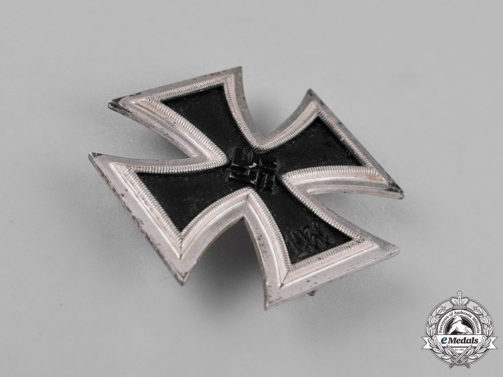 germany._a_cased_iron_cross1939_first_class_c18-024152