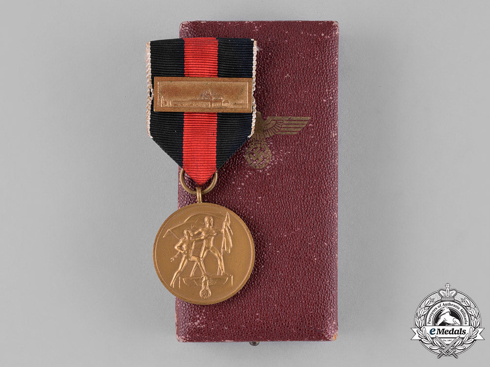 germany._a_cased_entry_into_the_sudetenland_commemorative_medal,_with_prague_medal_bar_c18-024160
