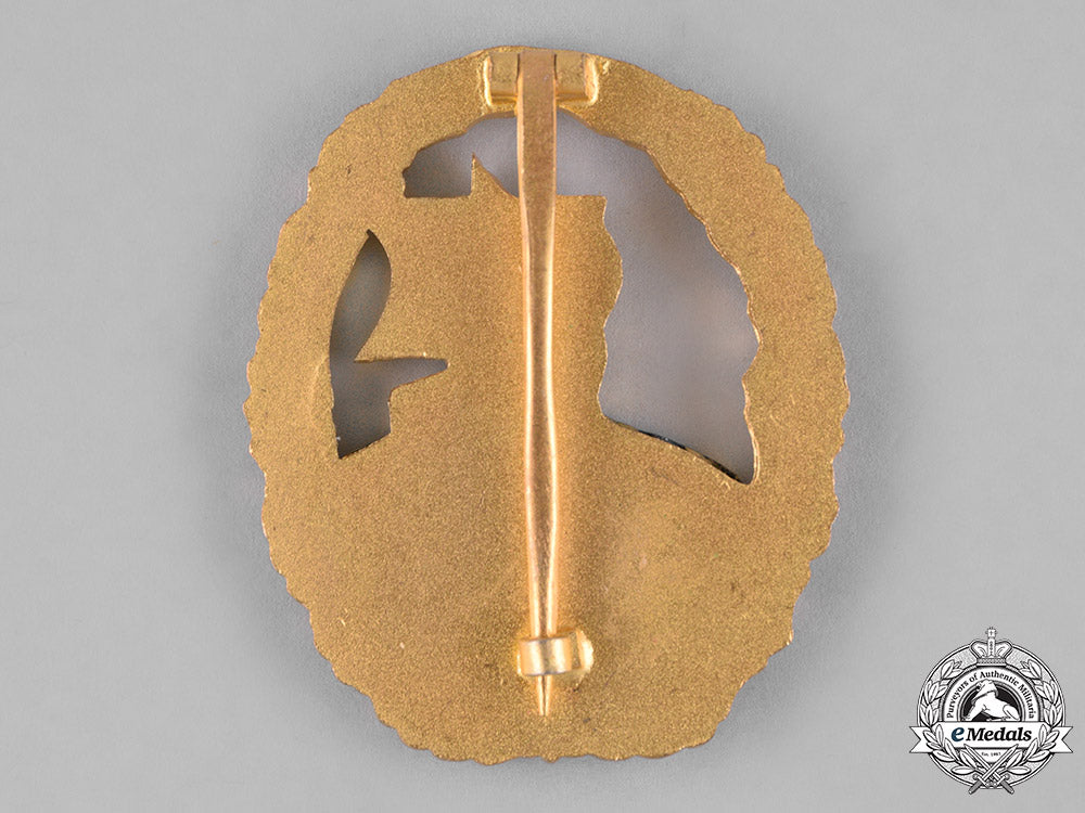 germany,_federal_republic._a_kriegsmarine_auxiliary_cruiser_badge_c18-024183