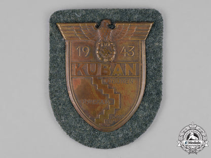 germany._a_wehrmacht_heer(_army)_issue_kuban_sleeve_shield_c18-024283
