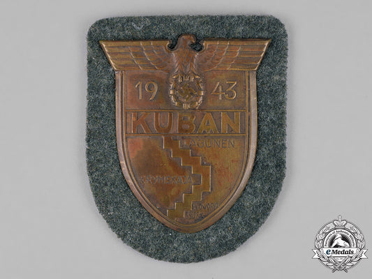 germany._a_wehrmacht_heer(_army)_issue_kuban_sleeve_shield_c18-024283