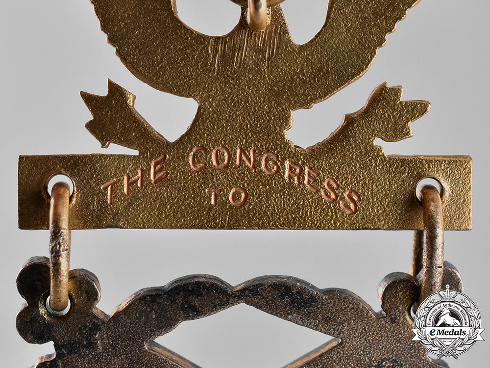 united_states._an_army_medal_of_honor,_type_iv,_c.1918_c18-024495