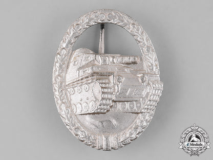 germany,_federal_republic._a_tank_badge,_silver_grade,_alternative1957_version_c18-024508