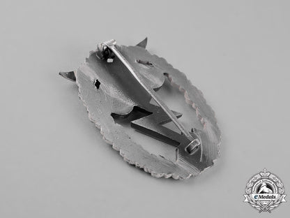 germany,_federal_republic._a_luftwaffe_ground_assault_badge,_alternative1957_version_c18-024535