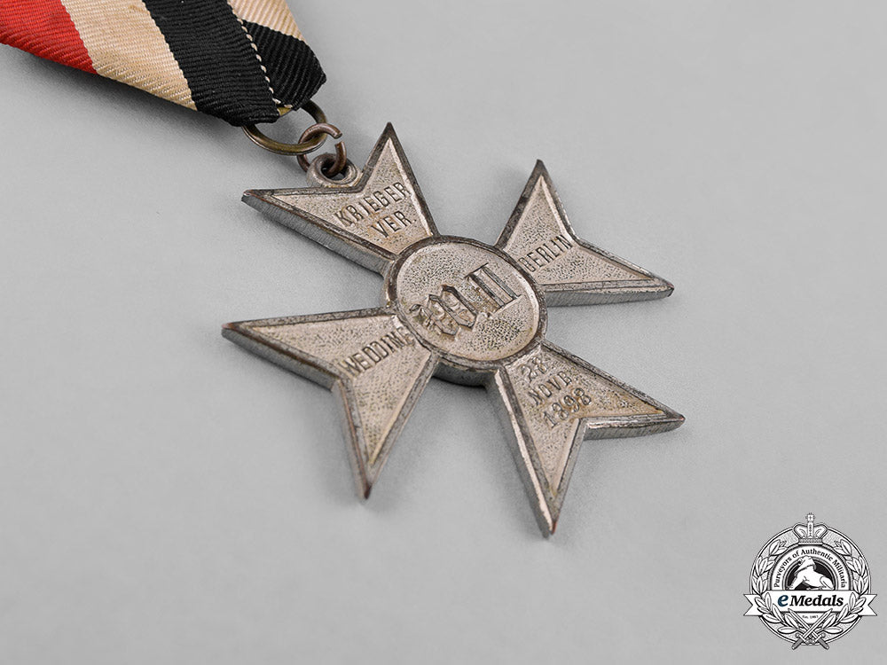 germany,_weimar_republic._a_grouping_of_two_veteran’s_association_long_membership_crosses_c18-024599