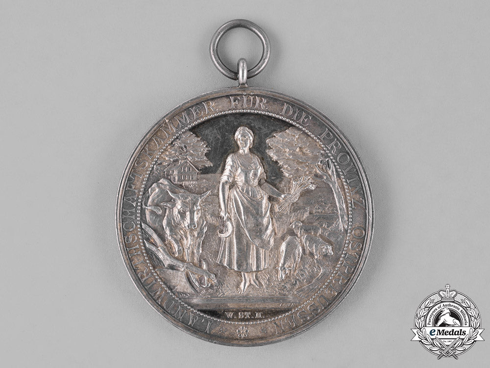 prussia,_state._a_cased_medal_for_long_years_of_loyal_service_from_the_chamber_of_agriculture_c18-024677