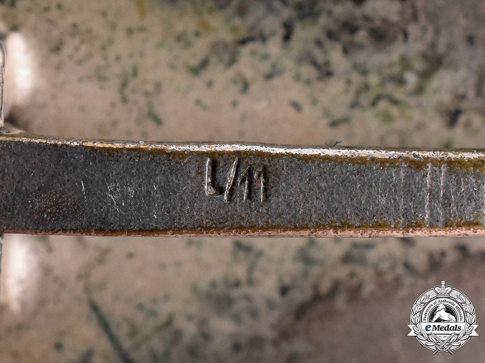 germany._an_iron_cross1939_first_class,_by_wilhelm_deumer_c18-024739
