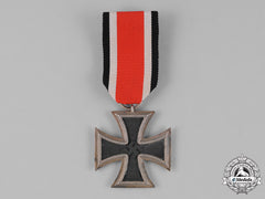Germany. An Iron Cross 1939 Second Class, By J.h. Werner Of Berlin