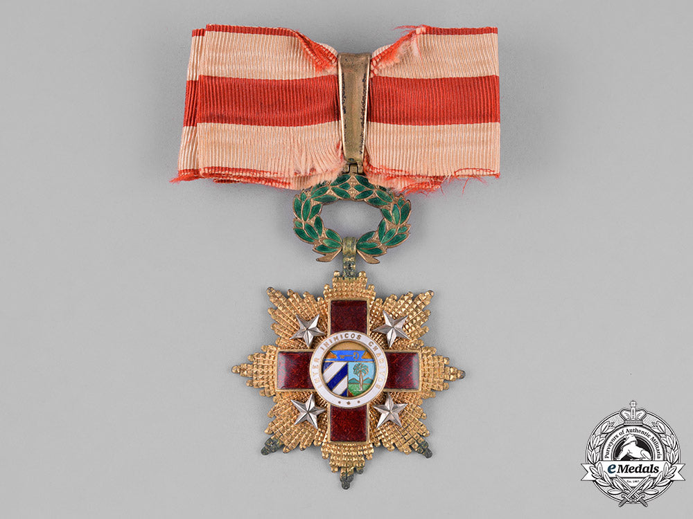cuba,_republic._an_order_of_the_red_cross,3_rd_class,_commander,_type_i_c18-024828_1_1