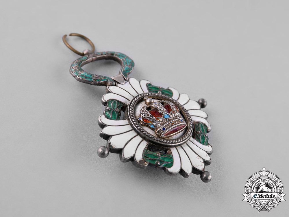 yugoslavia,_kingdom._an_order_of_the_yugoslav_crown,5_th_class,_knight_c18-024852_1_1