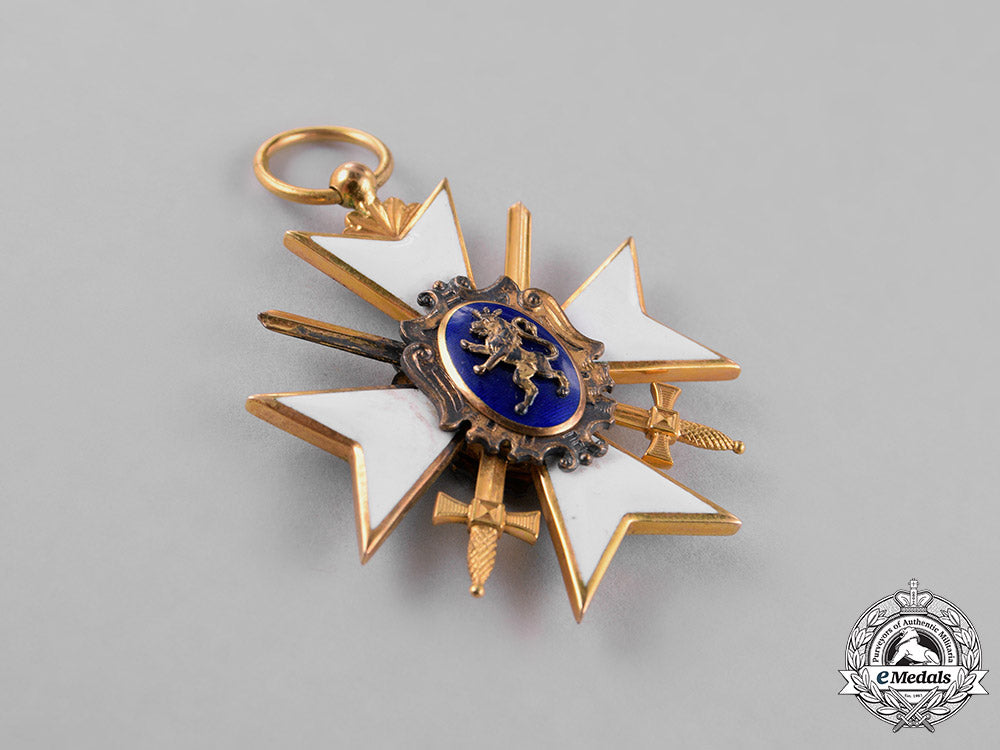 schwarzburg-_sonderhausen._an_honour_cross_in_gold,_second_class_with_swords,_c.1914_c18-024970