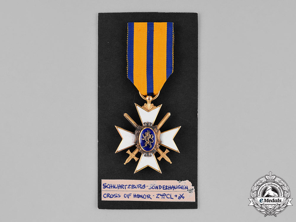 schwarzburg-_sonderhausen._an_honour_cross_in_gold,_second_class_with_swords,_c.1914_c18-024971