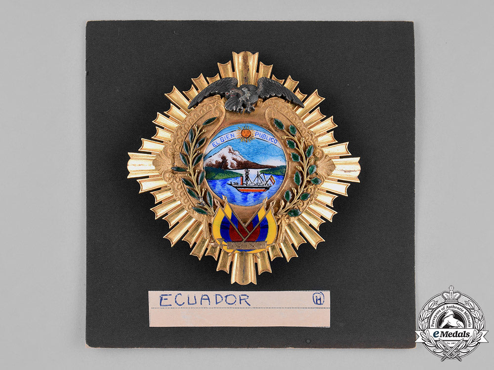 ecuador,_republic._a_national_order_of_merit,_grand_cross_star,_by_medina,_c.1935_c18-024978