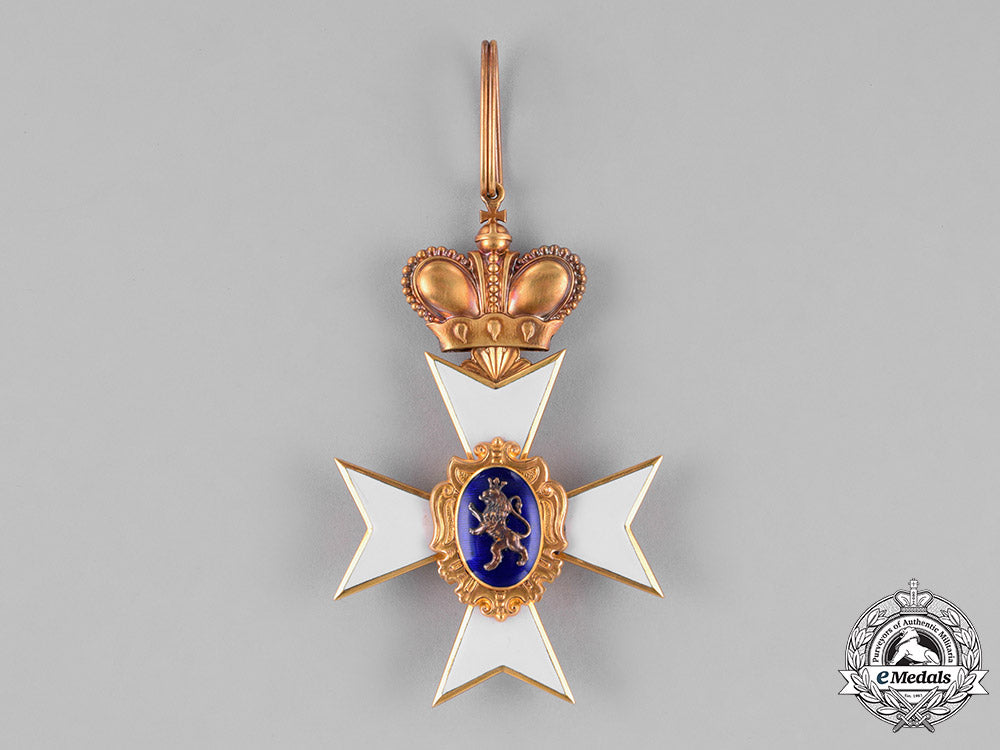 schwarzburg-_sonderhausen._an_honour_cross,_first_class_in_gold_with_crown,_c.1900_c18-024999