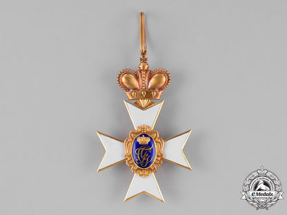 schwarzburg-_sonderhausen._an_honour_cross,_first_class_in_gold_with_crown,_c.1900_c18-025000