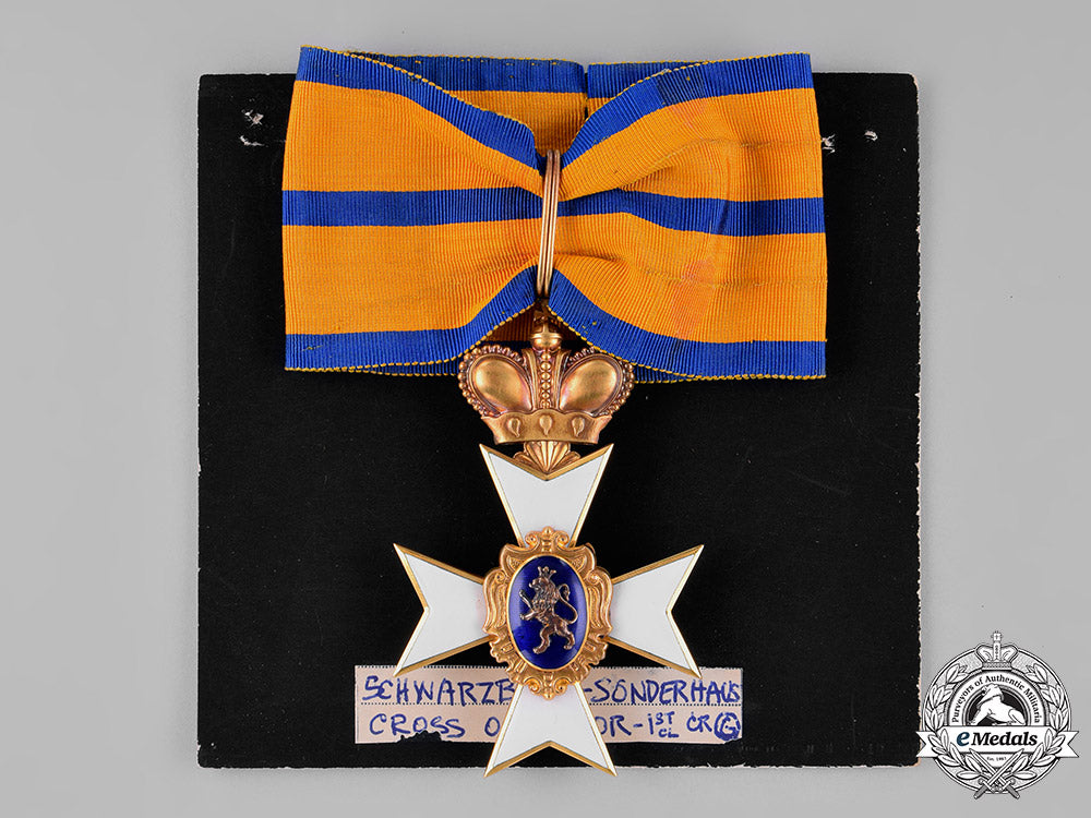 schwarzburg-_sonderhausen._an_honour_cross,_first_class_in_gold_with_crown,_c.1900_c18-025003