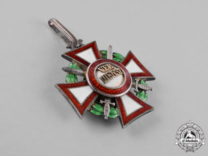 austria,_empire._a_military_merit_cross._second_class_with_swords_and_war_decoration,_by_v._mayer_c18-025119_1_1_1_1