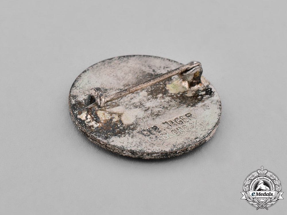 austria,_empire._five_austro-_hungarian_patriotic_pins_and_badges_c18-025255_1