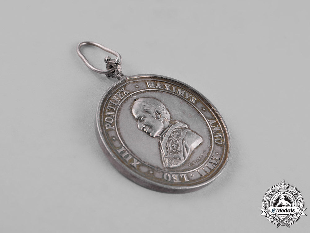 vatican._a_pope_leo_xiii_and_roman_college_commemorative_medal1896_c18-025479