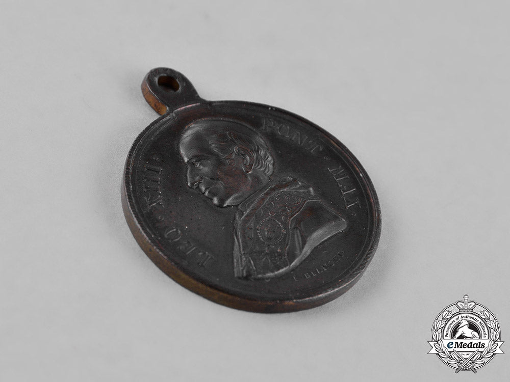 vatican._a_leo_xiii(1878-1903)_benemerneti_medal,_bronze_grade,3_rd_class,_type_i,_c.1878_c18-025483