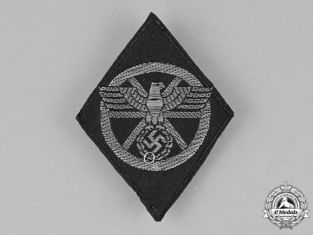 germany._a_national_socialist_motor_corps_driver’s_sleeve_diamond_c18-025726