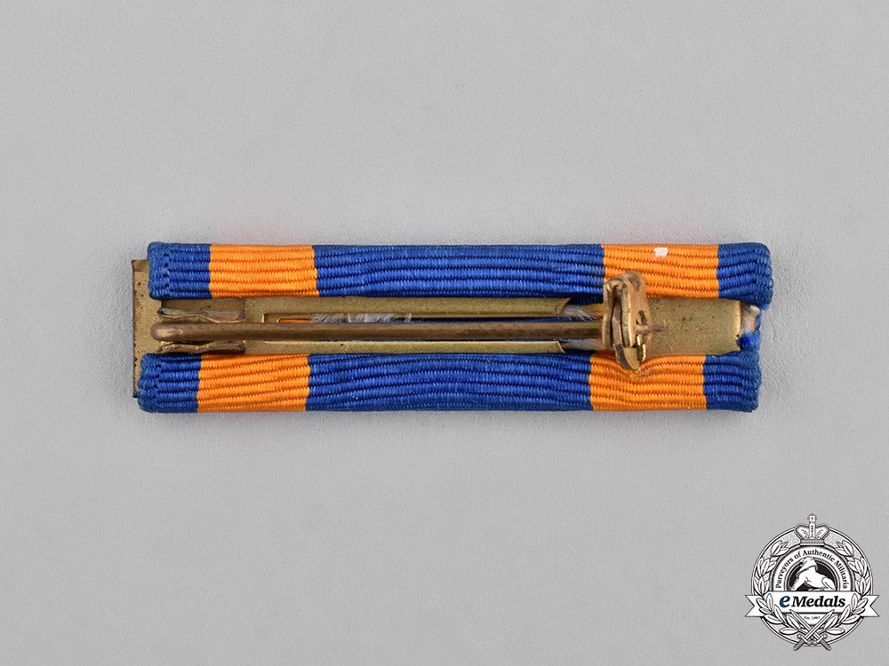 united_states._an_air_medal_to_dfc,_ss_and_bs_recipient2_nd_lieutenant_darby,6147_th_tactical_air_control_kia_c18-025770_1