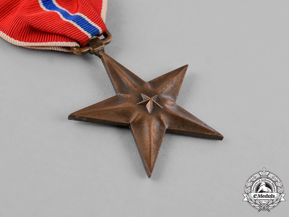 united_states._a_silver_star&_bronze_star_group_to1_st_lieut_washburn_for_actions_in_france&_belgium1944-1945_c18-025800