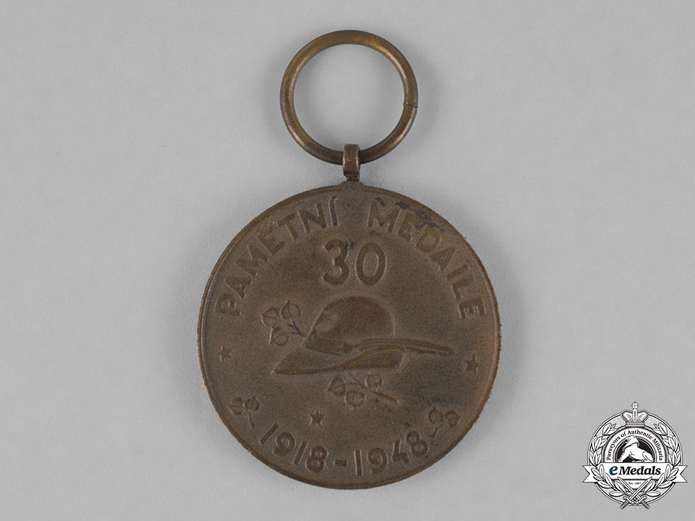 czechoslovakia,_republic._four_awards&_decorations_c18-025876