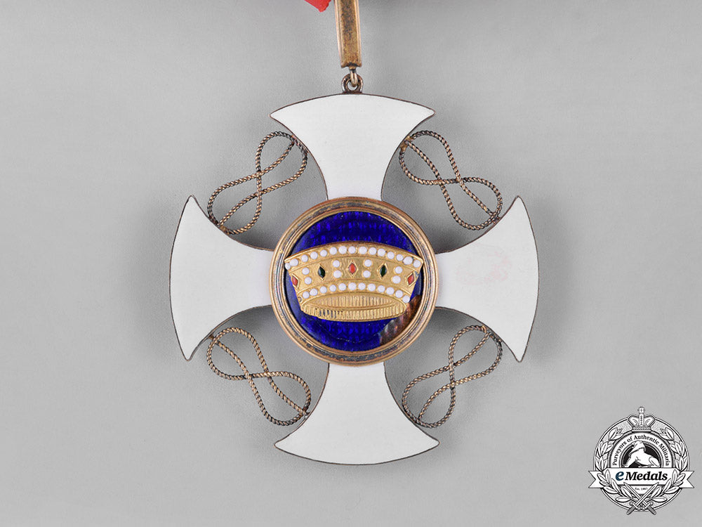italy,_kingdom._an_order_of_the_crown_of_italy,_grand_cross,_by_e._gardino,_c.1925_c18-025902_1