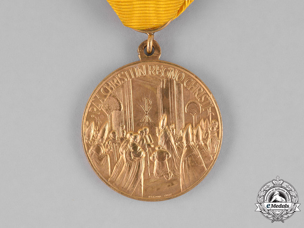 vatican._a_pope_pius_xi_commemorative_religious_medal1950_c18-026026