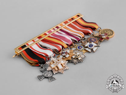 spain,_franco_period._a_miniature_group_of_nine_medals&_decorations_c18-026041