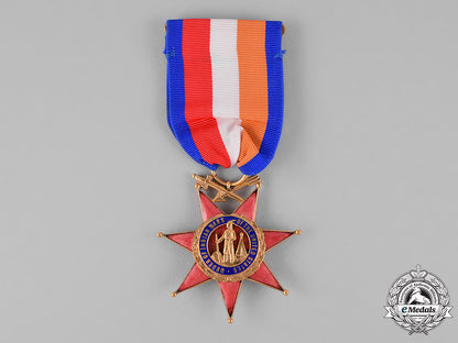 united_states._an_order_of_the_indian_wars(_oiwus)_in_gold_c18-026043