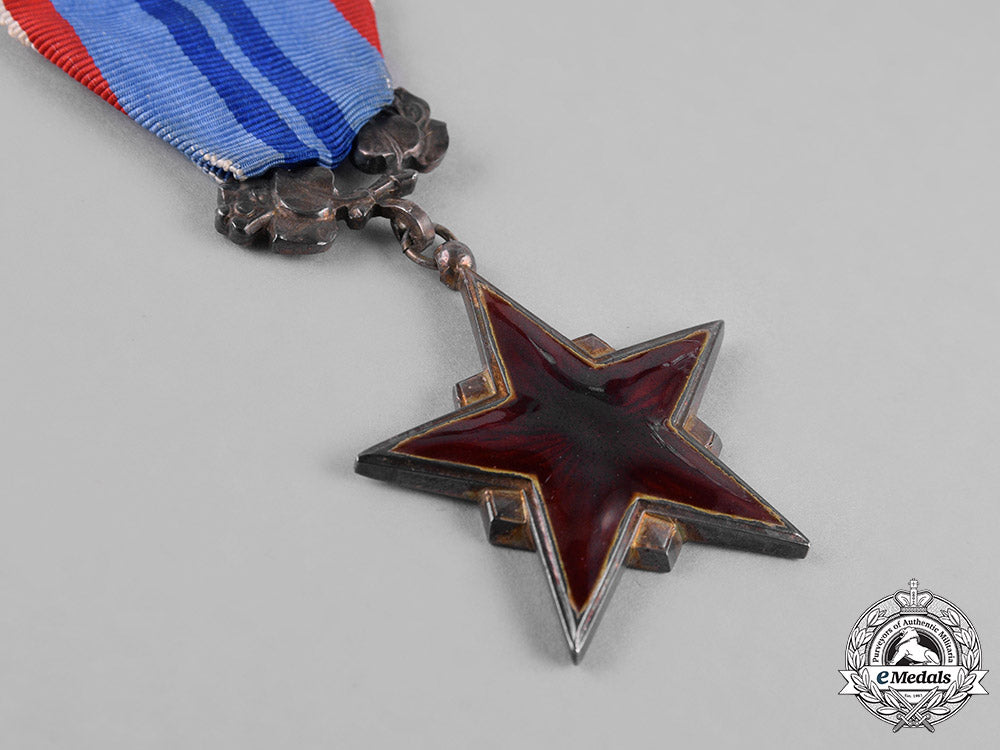 czechoslovakia,_socialist_republic._an_order_of_the_red_star_of_labour_c18-026053_1_1_1