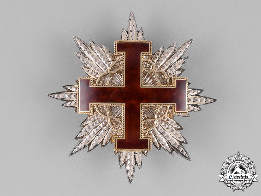 vatican._an_equestrian_order_of_the_holy_sepulchre_of_jerusalem_cross_of_merit,_grand_cross,_c.1965_c18-026066