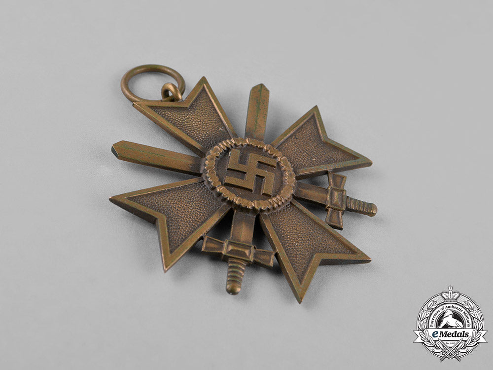 germany._a_grouping_of_two_medals_and_awards_c18-026148