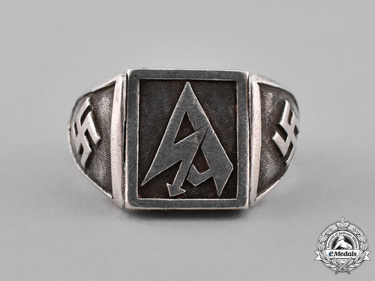 germany,_third_reich._a_silver_sa(_storn_detachment)_supporter’s_ring_with_incognito_functio_c18-026333