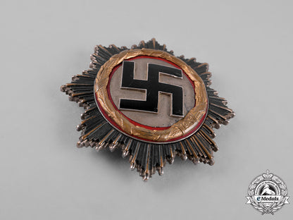 germany,_third_reich._a_cased_german_cross_in_gold,_by_deschler&_sohn_c18-026345