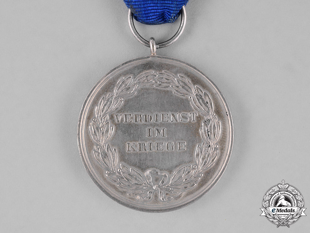 schwarzburg-_rudolstadt,_principality._a_merit_medal,_c.1915_c18-026454