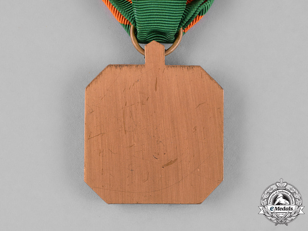 united_states._three_navy_medals_c18-026506