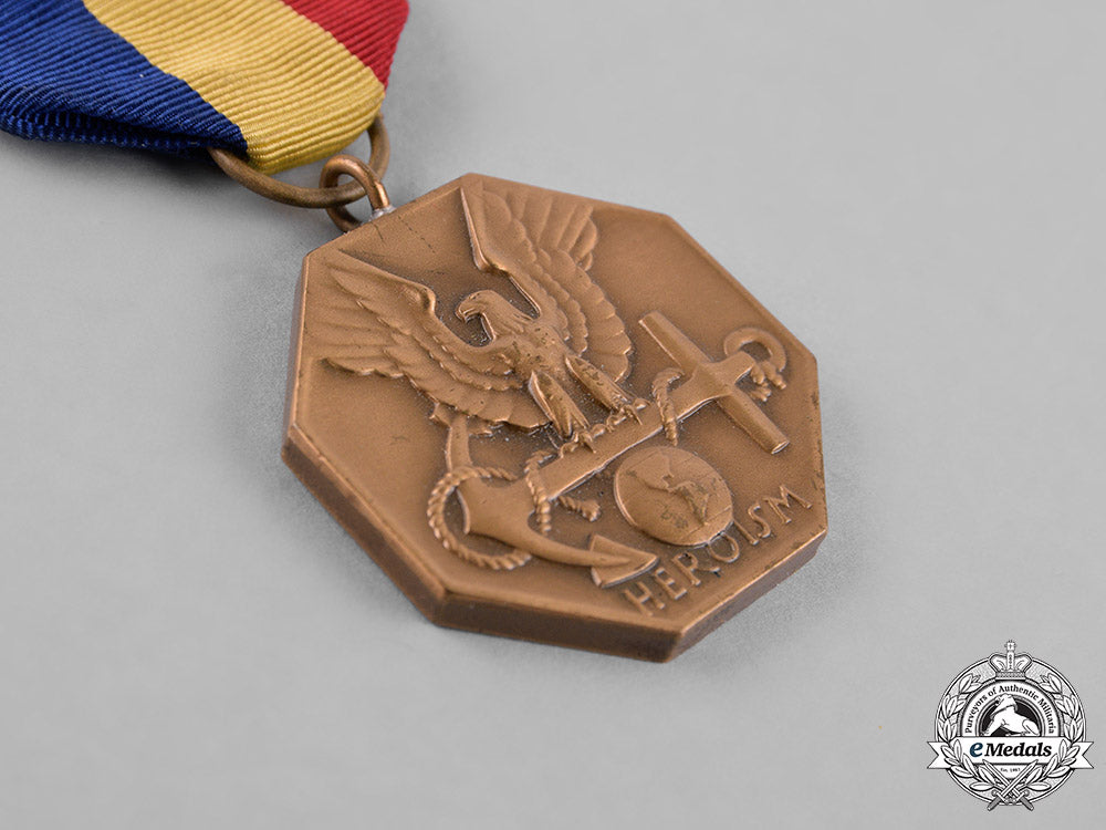United States. A Navy And Marine Corps Medal – eMedals
